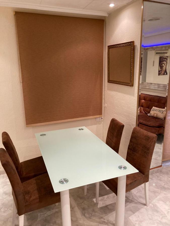 Apartamento A 100 Metros De La Playa Malvarrosa Apartment Valencia Exterior photo